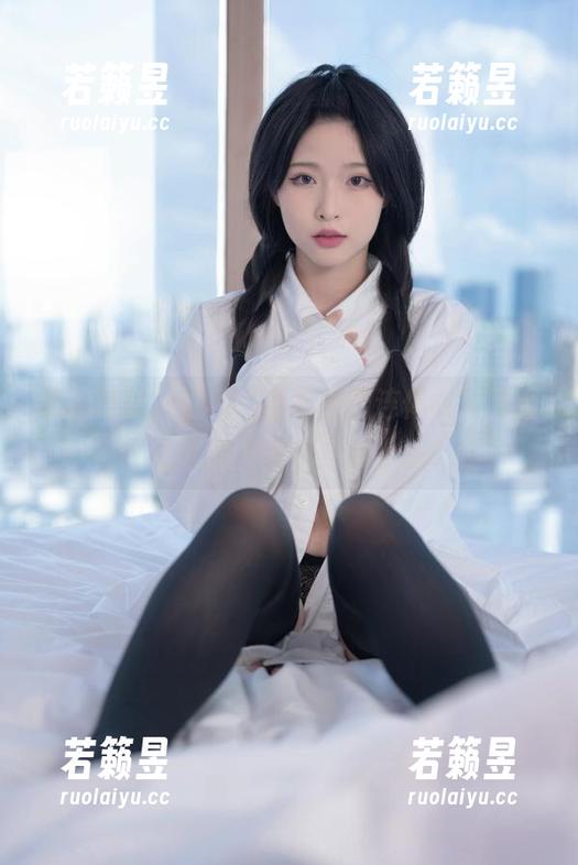 拒绝过时，这组“清水由乃连体衣”写真比我的下午茶还要上头