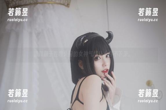 清颜颜子 清颜颜子在镜头前的女神气场让人停不下来。