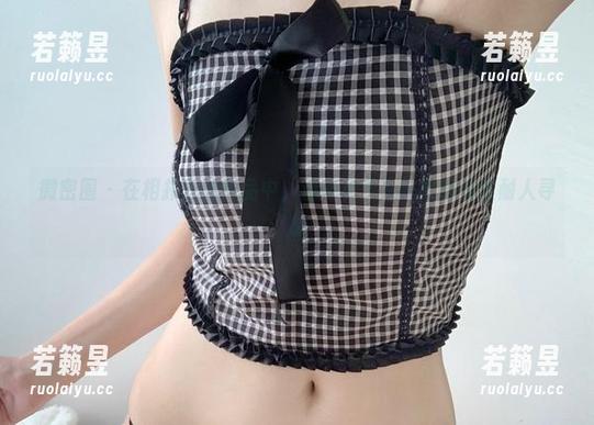 微密圈 - 在相扑猫的作品中，渔网和足底链接的确很耐人寻味
