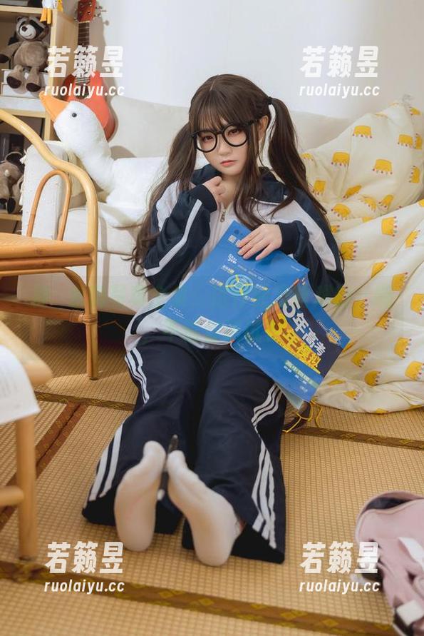 神沢永莉 神沢永莉写真全集:这作业没啥难的,嗨,不信你试试?