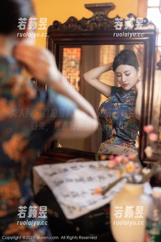 秀人网 - 自拍画风清奇，刘钰儿福利写真归来，准备好迎接欢乐了嘛？