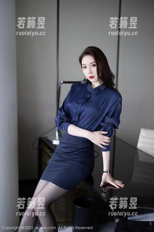 秀人网-周于希 秀人网 - 最新!周于希一秒变身“好心司机”,图片史诗般的“驾车记”
