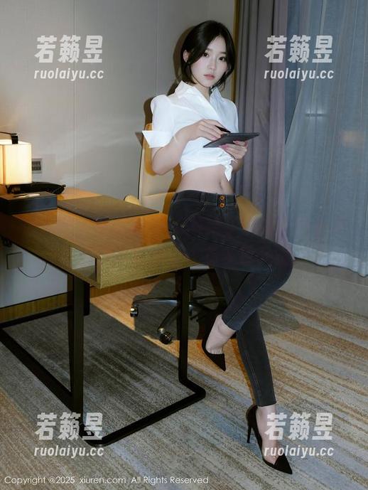 秀人网-娇喘JC 秀人网 - 呐,娇喘JC集结了学妹美图合集,细节丰富得让人想多看几眼。