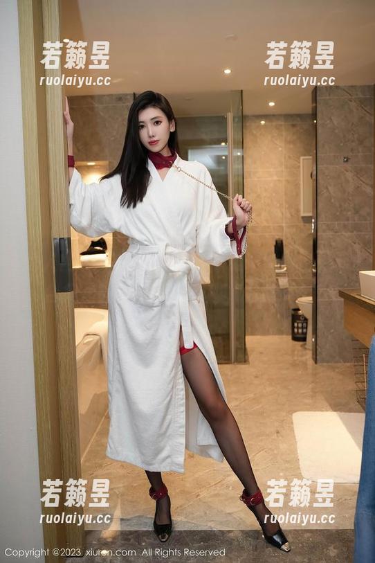 秀人网 - 娴熟的jk技艺与幼幼独特阐释，合集里的图包还挺有趣，你信不信？