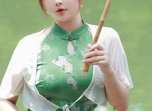 秀人网 – 最新图册——涵涵Luna在水手服里，真有一股清新气息，真的，没骗你！