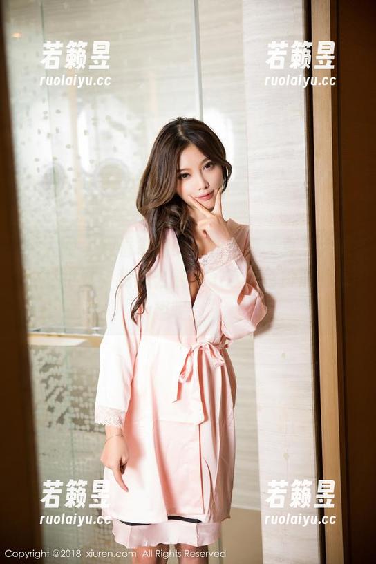 秀人网 - 观看袁圆的女仆写真，真想大喊：“小妹，我怎么能少了这角色扮演的乐趣呢！”