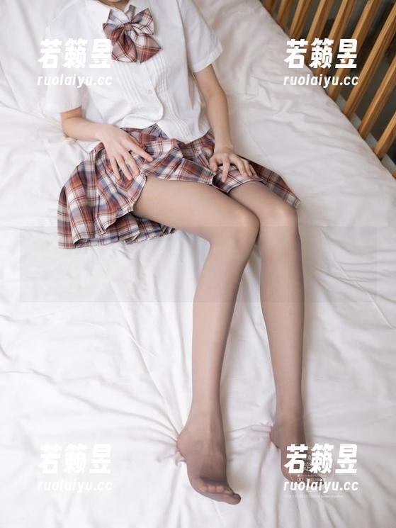 紧急企划 - 见希w职业装合集：没想到这身打扮能这么迷人，猛戳下载！