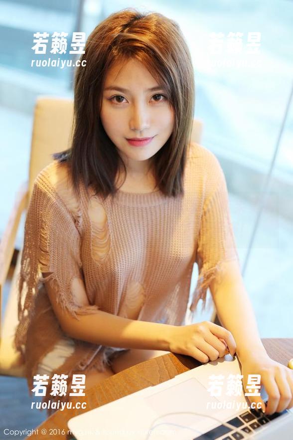 美媛馆 - 听说徐子琦定制泳装，结果莫名其妙地变成了一场大型写真表演！