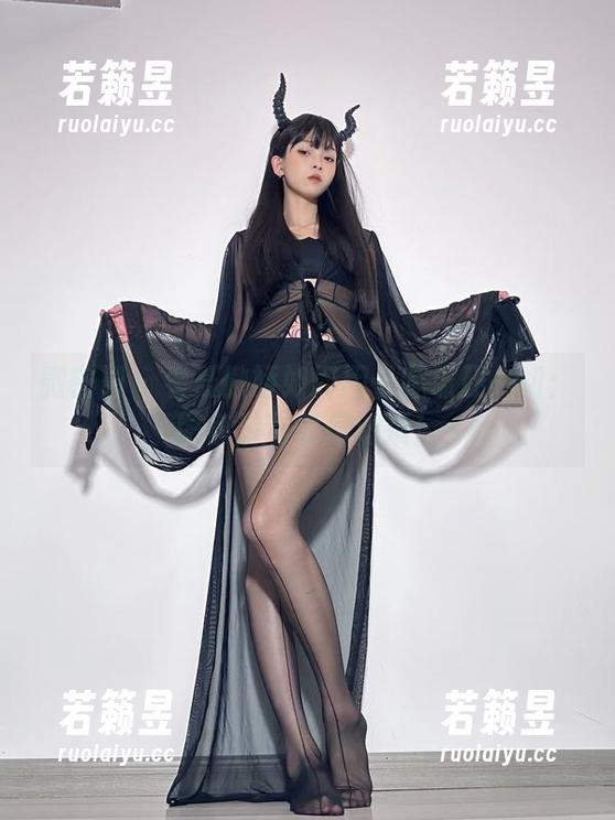 微密圈 - 看聂傲娇如何用长腿碾压一切：图包没有任何滤镜！