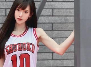 腐团儿Ikaros的白裙呈现：图库里的小确幸，随处都是灵光乍现。