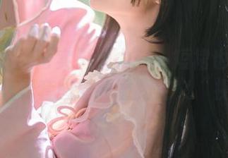 花柒Hana写实影响力——短裙也能救世主，无圣光套图让我重新定义“视力”。
