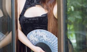 花漾show – 拍到了泳衣，欧阳LuLu却让我分心了！