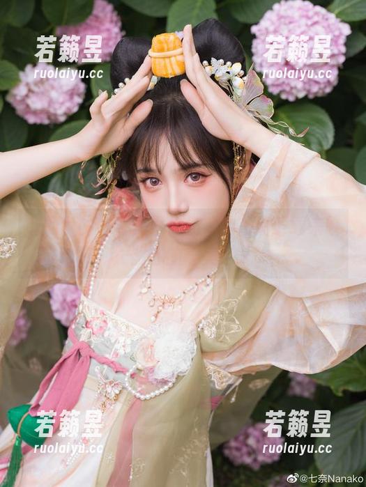 贰加六的千雪九尾作品，用高清下载来唤醒你的审美！