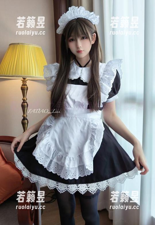 照片中的迷之呆梨：修道女也可以很带感！