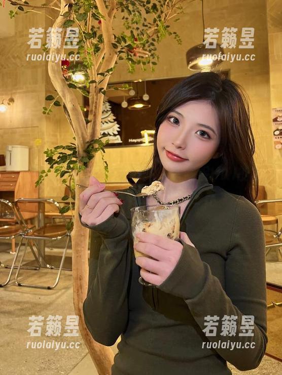 微密圈 - 游走在光影间，陈妮妮UNI的写真带我迷失在女神的世界