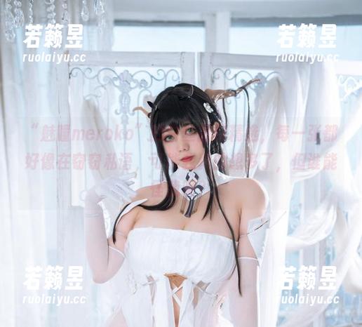 “魅瞳meroko”的白丝图库精选，每一张都好像在窃窃私语，可能我真的想多了，但谁能怪我呢？